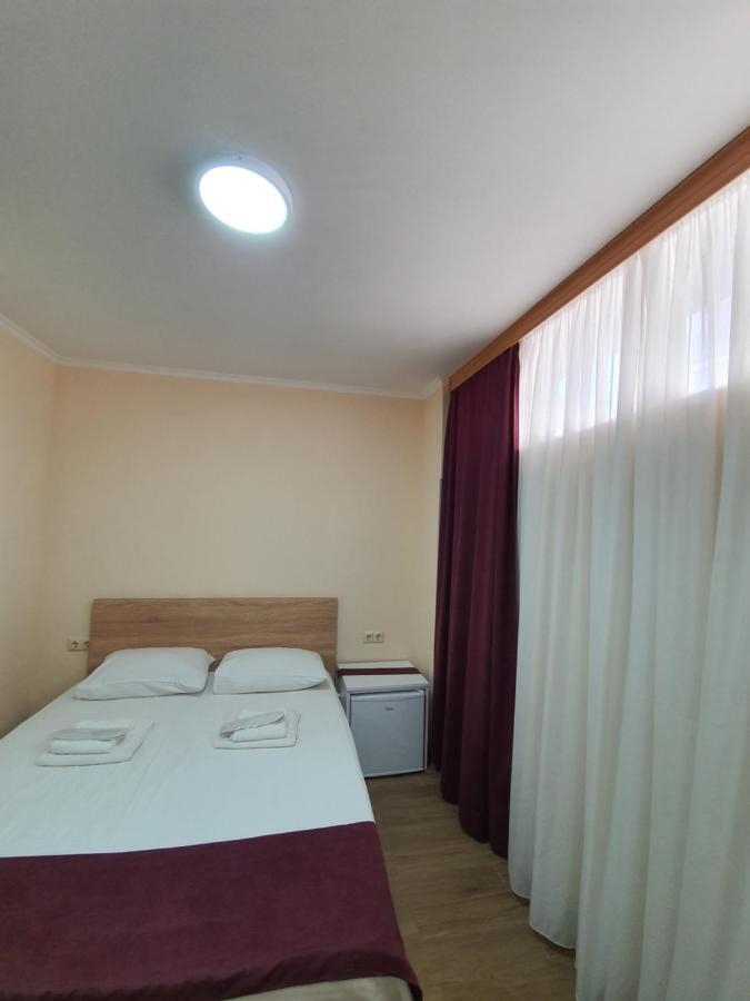 Blossom Hotel Batumi Exterior photo